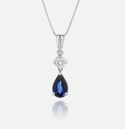 Diamonds total 0.18 carats