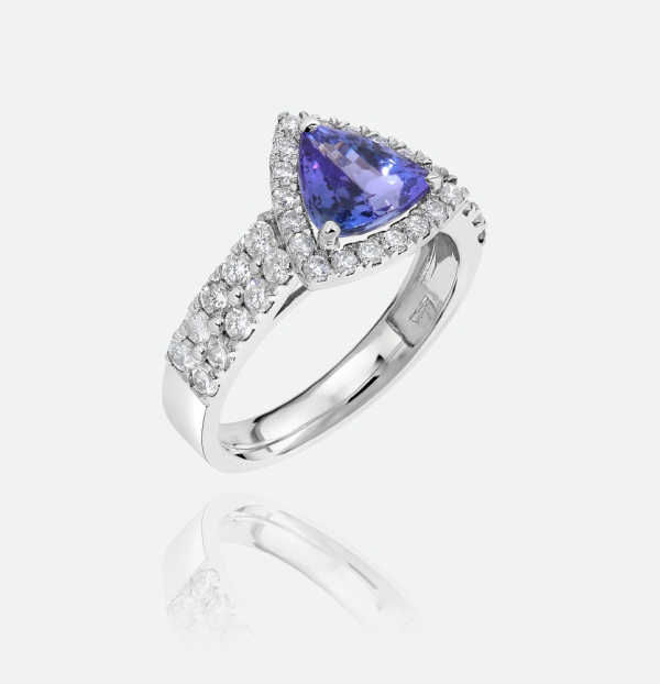 Tenzanite Ring