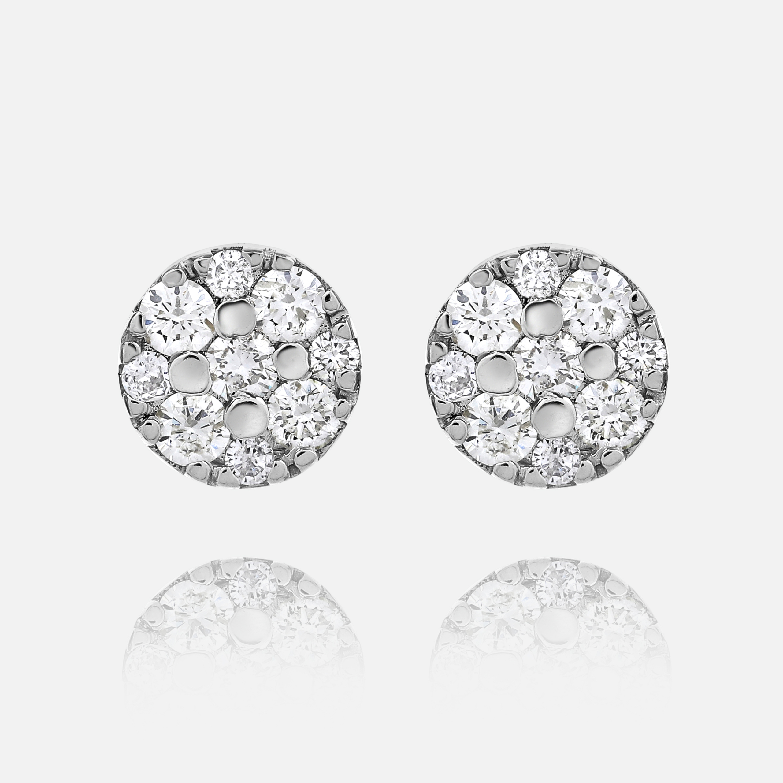 Diamonds total 1.07 carats