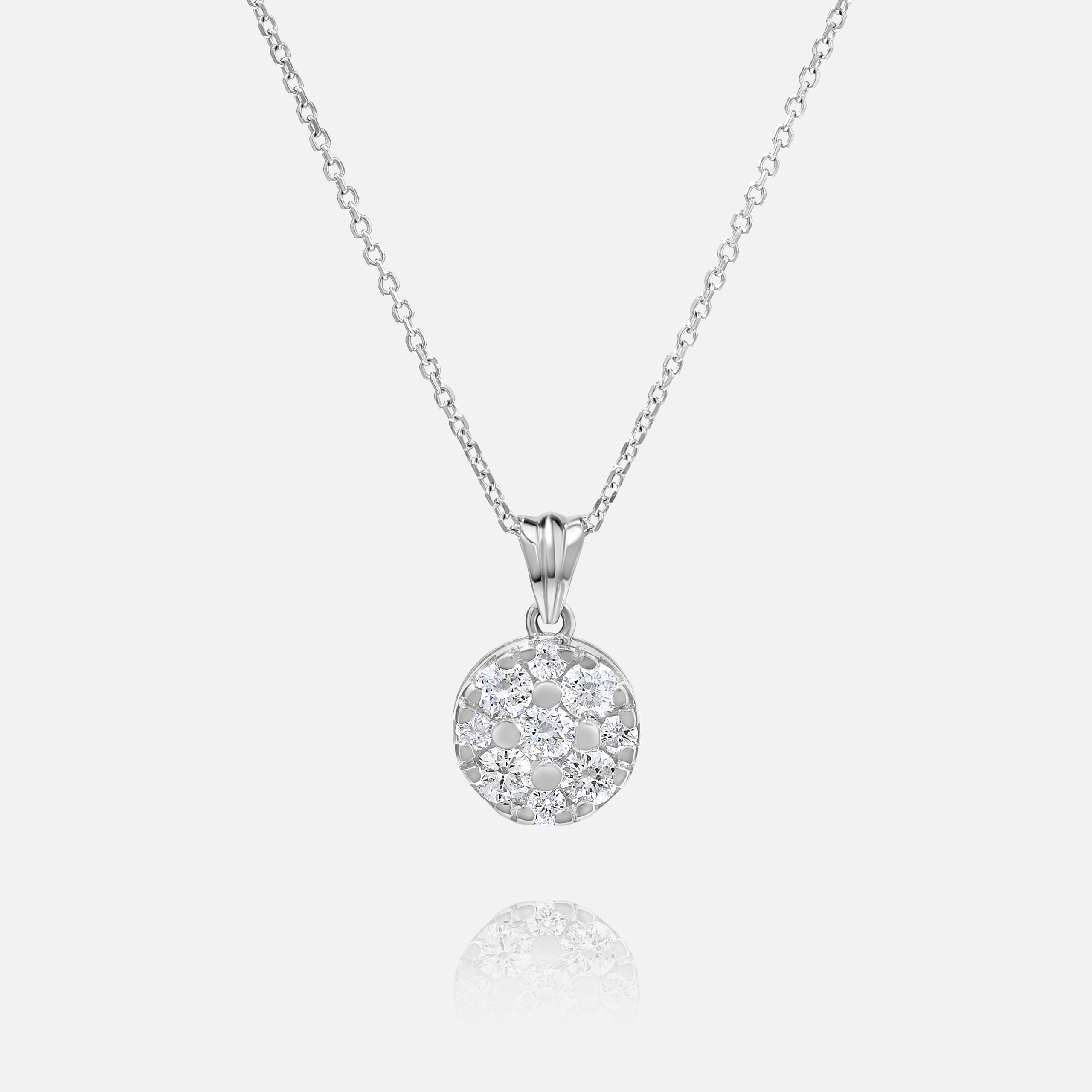 Diamonds total 0.56 ct
